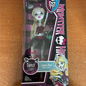 NWT Monster High Dance Class Lagoona Blue